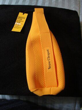 Veuve Clicquot Wine Bottle Ice Jacket NWT
